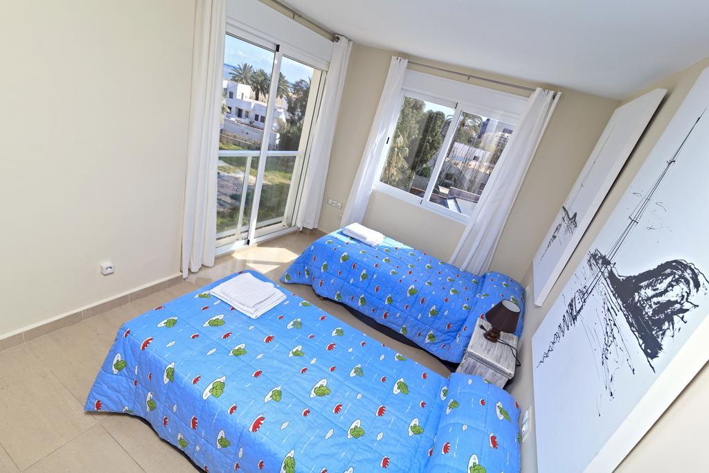Apartamentos Carlton Vyb Dénia Exterior foto