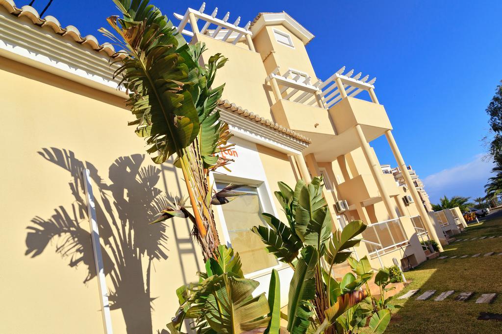 Apartamentos Carlton Vyb Dénia Exterior foto